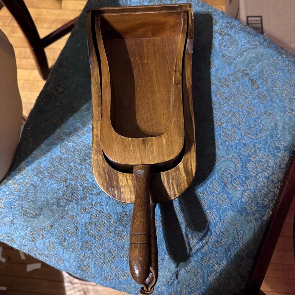 Vintage Wooden Nesting Grain Scoops set of 2 Primitive Cottagecore Farmhouse